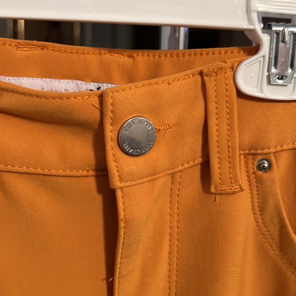 Mustard gold color pants - Picture 4 of 4